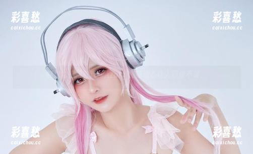 Azami 妹妹也能很有戏,Azami最新动态让人忍俊不禁。