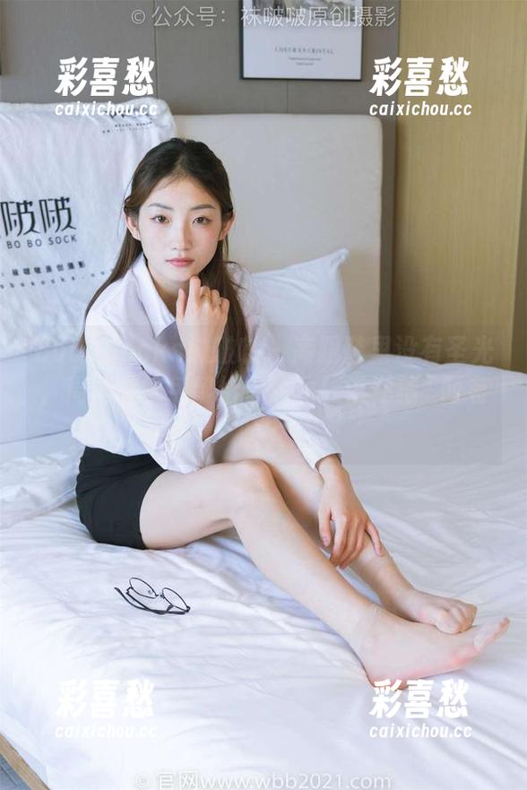 BoBoSocks袜啵啵-周周 BoBoSocks袜啵啵 - 高跟鞋里没有圣光,周周的图包留给你想象!谁在猜裏面有啥?