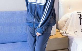 BoBoSocks袜啵啵 - 糯米的免费图库：你见过油亮薄肉丝的脚尖加固秀吗？