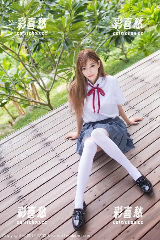 IMiss爱蜜社 - sugar小甜心CC的黑丝写真，既可爱又带点“不羁”。
