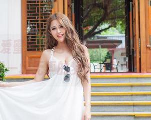 IMiss爱蜜社 - 赵小米Kitty纯白写真全集,像一场无声的梦,想梦里飞一圈。