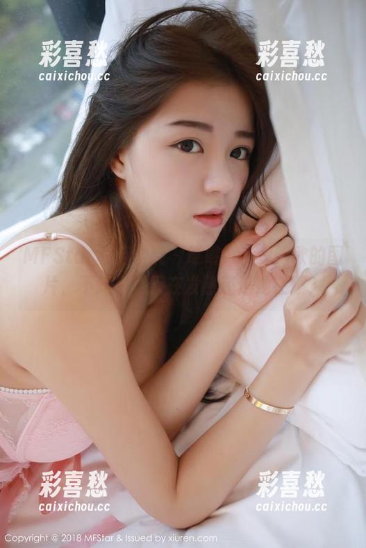 MFStar模范学院 - 瞧瞧fairy如歌的图片，不知是夏天在发热还是她在撩？