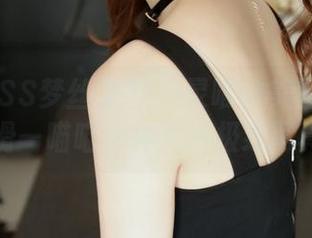 MSLASS梦丝女神 - 灵唯的美图比浴缸还滑—喵喵女神秀出极致写真!