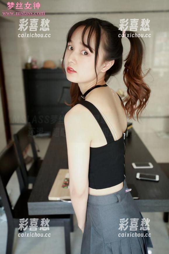 MSLASS梦丝女神-灵唯 MSLASS梦丝女神 - 灵唯的美图比浴缸还滑—喵喵女神秀出极致写真!