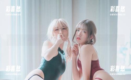 Mozzi(모찌)红裙写真：在梦与角色之间徘徊的时刻