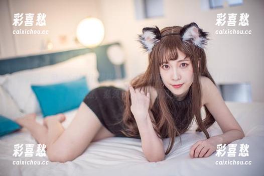 Sakiiii翎柒 悄悄说一句,Sakiiii翎柒的高跟鞋系列,放在网盘里让我血脉贲张,必须下载来细细对比!