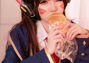 这组Sally Dorasnow的红毛衣COS套图,能把一天的疲惫都抛到脑后吗?