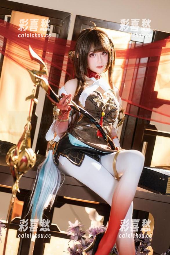 Tomoyo酱 碧蓝航线的能代礼服,Tomoyo酱驾驭起来怎么就变得如此俏皮呢?