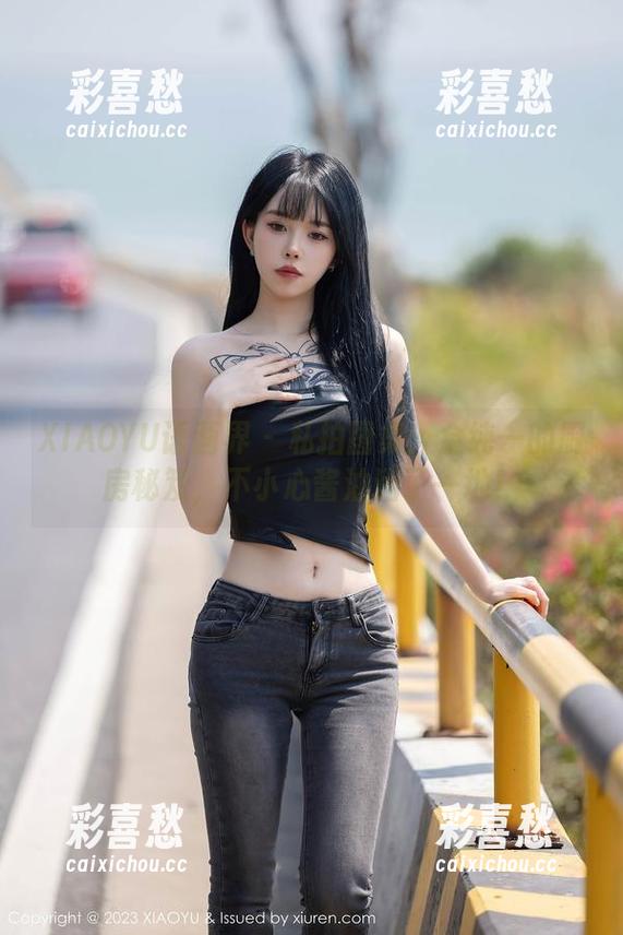 XIAOYU语画界-金纯一 XIAOYU语画界 - 私拍图集:金纯一的厨房秘笈,不小心酱油洒了一地!