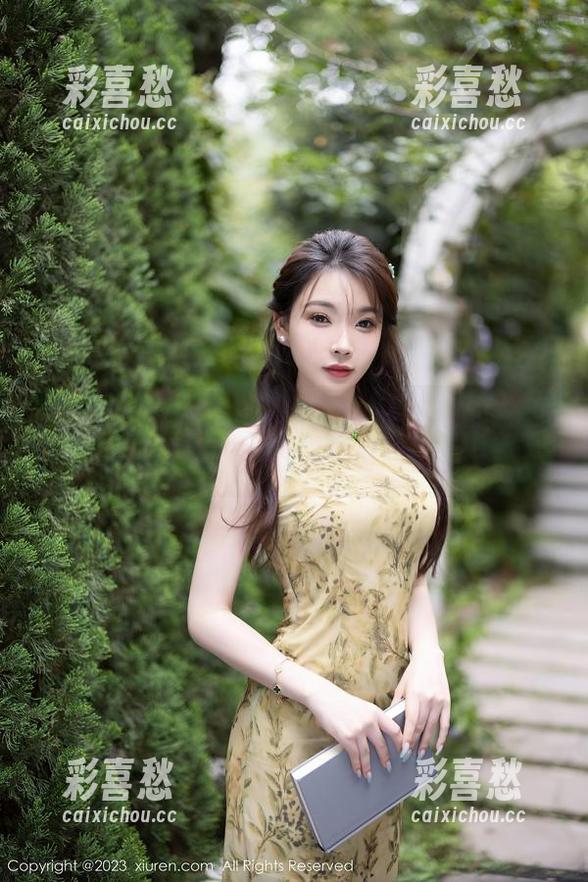 Xiuren秀人网-丁筱南 Xiuren秀人网 - 在线品尝丁筱南的粉色,原图让人不由想起了甜甜的小马。
