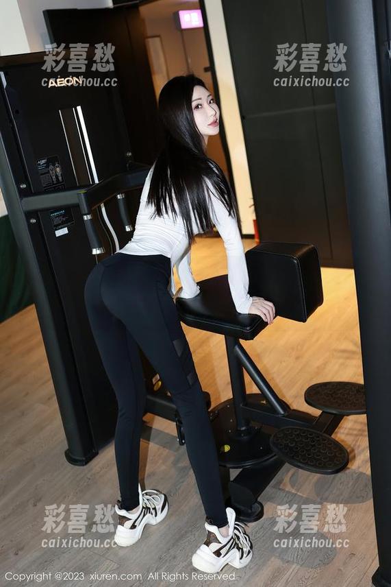 Xiuren秀人网-周于希Sally Xiuren秀人网 - 旅拍就应该像周于希Sally的写真一样,奋不顾身,没在怕的!