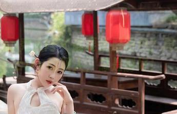 Xiuren秀人网 - 谁要免费图包?周慕汐fairy的双人,总是刚好!