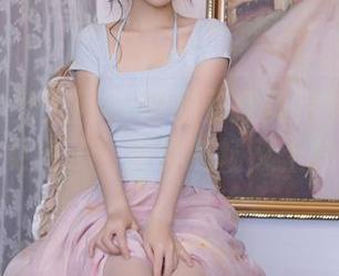 Xiuren秀人网 - 姗姗就打奥特曼这次图集竟然更新了，女神气场又上线了吧？