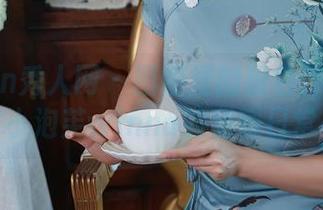 Xiuren秀人网 - 图包里的粉色作品——小泡芙winna的甜蜜日常