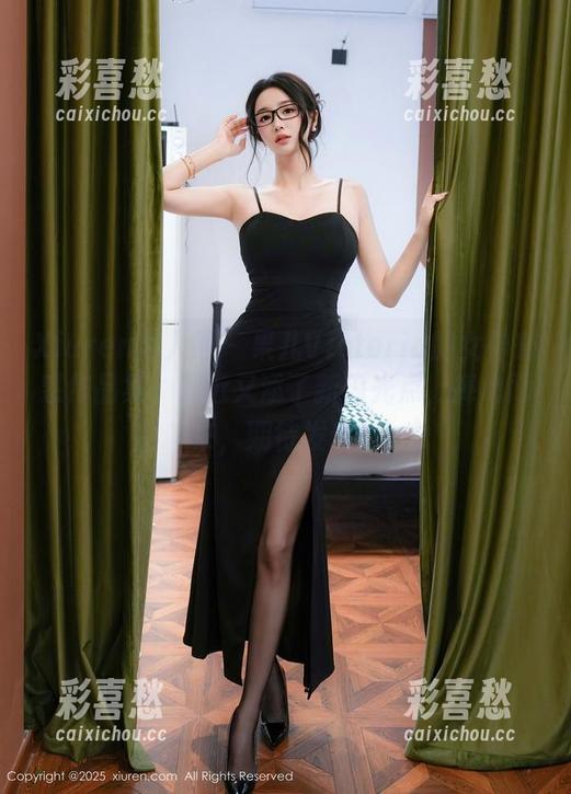 Xiuren秀人网-果儿Victoria Xiuren秀人网 - 果儿Victoria的女神魅惑作品集,最近又添了新闪光点,捧心而来,期待发现!