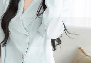 Xiuren秀人网 - 萌琪琪Irene的JK写真,没点心眼儿可不敢独自欣赏。