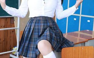 Xiuren秀人网 - 在线“女友”,鹿小茜的写真不简单,暗藏了多少话题呢?