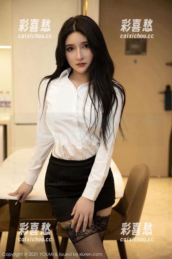 YouMi尤蜜荟-lingyu69 YouMi尤蜜荟 - Lingyu教室图集:你想的都没那么幼稚,放松点!