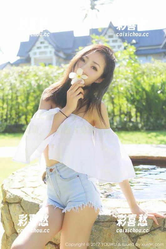 YouMi尤蜜荟-小海臀Rena YouMi尤蜜荟 - 看,小海臀Rena在皮衣里晃动,高清图片免费下载方向走起!