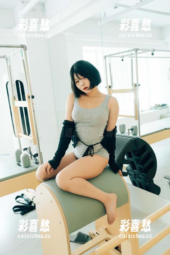 Zia(지아)的透明新时代，COS新角色更新，难道是隐形人转职？