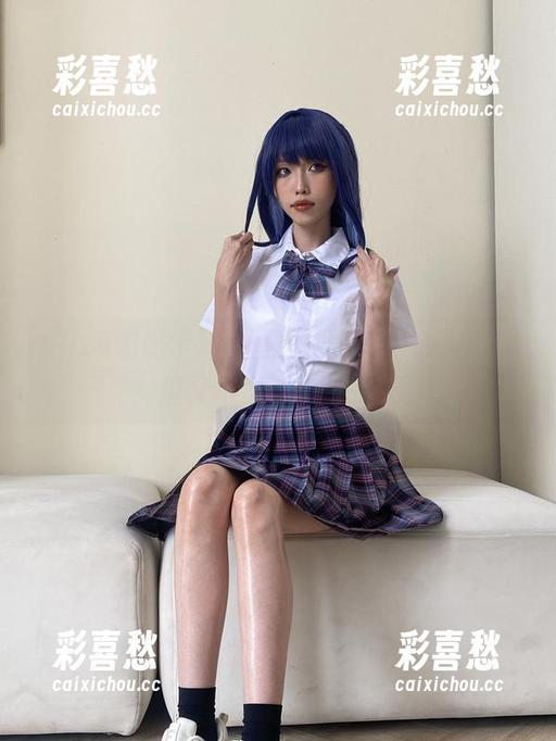 eliza喵喵 eliza喵喵学妹的写真更新,一秒入心,但又不得不自制啊!