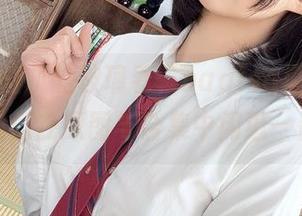 透过娃娃机的玻璃看“nagisa魔物喵”，让我们在原图与合集中闲逛一番吧！