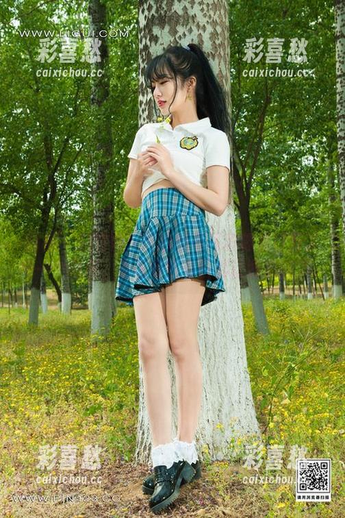 丽柜-文芮 丽柜 - 总觉得文芮的丝享写真像是打开了另一个图包,里面有些东西都让我沉醉了。