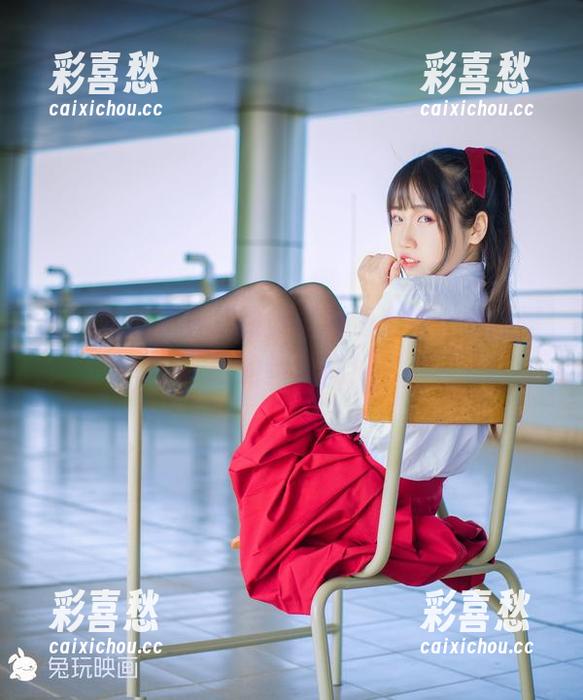 兔玩映画 看!兔玩映画里的小埋和海老名,纯正壁纸的新食尚!