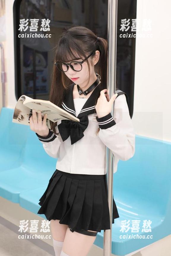 可可小白兔 高能预警!可可小白兔的体操服女神形象,高清套图难以抗拒!