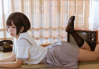 喵糖映画,私拍新作本来只想清凉一瞬,却不小心泡了个优雅的澡。
