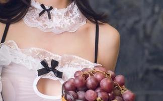 头条女神 - 苏子淇心中的女友,图包更深入、你敢看吗?