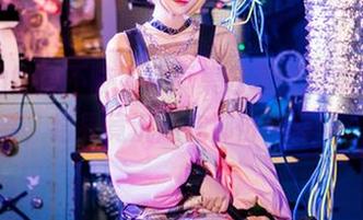 海边的奶狮不咬人写真集分享,原本只是看看,结果竟沉迷在那份宁静中。