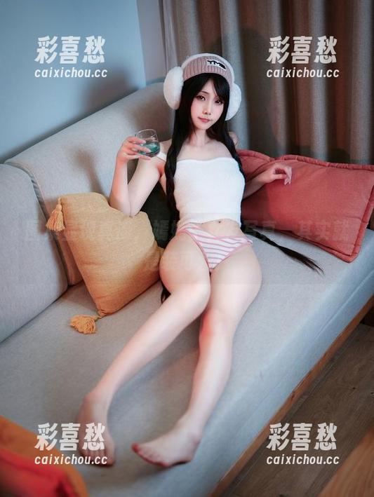 嫣嫣子 图集显现真谛,嫣嫣子女友写真,其实就是装可爱!