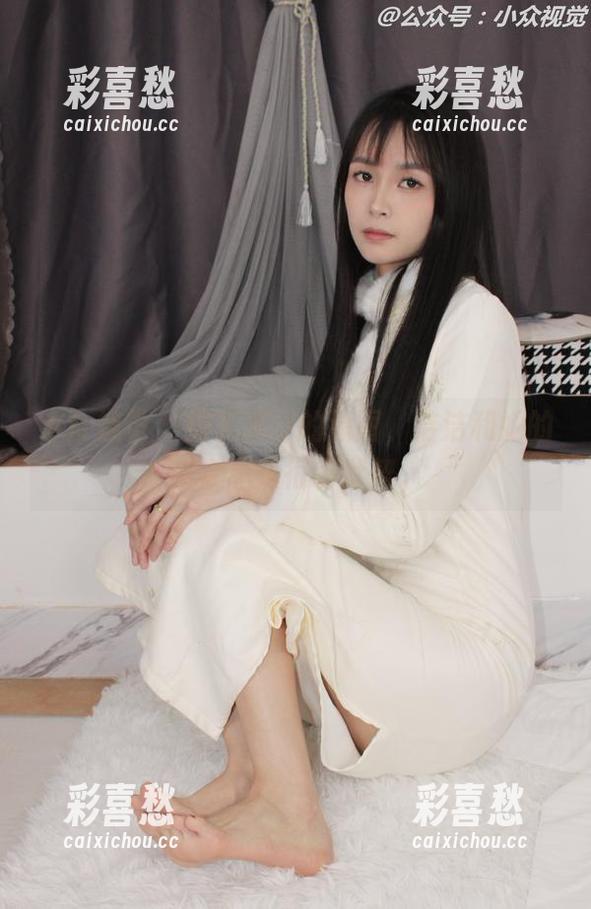 小众视觉 - 细节满分的原图，洁洁和她的内衣总是很有默契。
