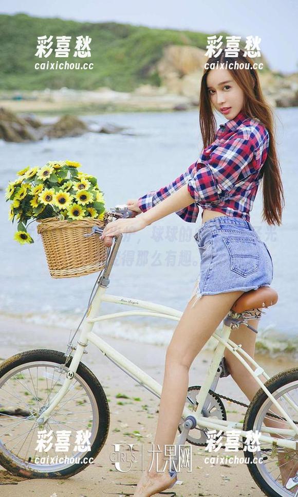 尤果网 - 美图出炉，球球的白丝让无圣光也变得那么有趣。