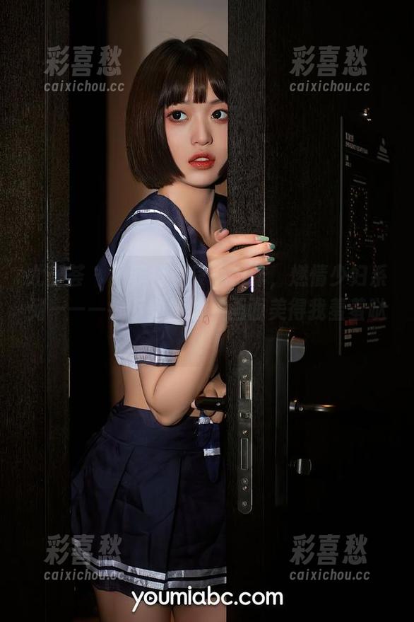 尤蜜荟 - 尹菲行业良心力作，燃情少妇系列——一键下载壁纸，画面美得我羞羞哒！