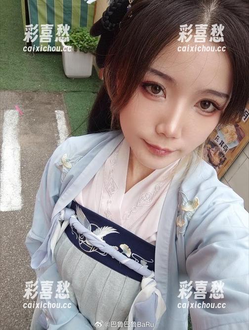 连体衣与我-巴鲁巴鲁BaRu的私拍，是在给哪个幸运的家伙做暗示呢？