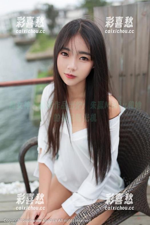 推女神-朱赢Molly 推女神 - 最新作品出炉:朱赢Molly和她的裸足时光机