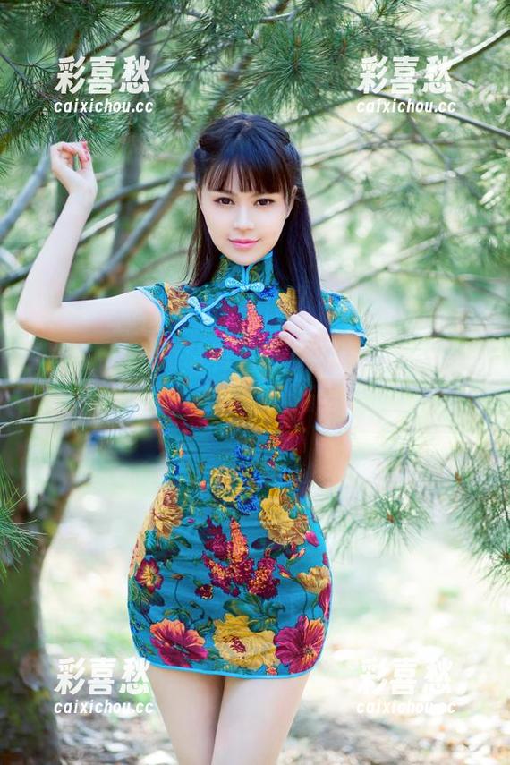 推女郎-林萌萌 推女郎 - 林萌萌和她的浴缸,图库里的水润,谁来收拾场面?