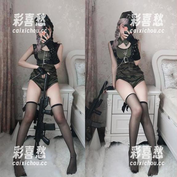 果咩酱w 坐在办公室里的果咩酱w,在线逗乐,图片传递出无意的温柔。