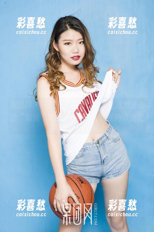 果团网-周妍希 果团网 - 一群朋友在线撸图,看到周妍希的“妹妹”写真,让我想起了我的小宠物。