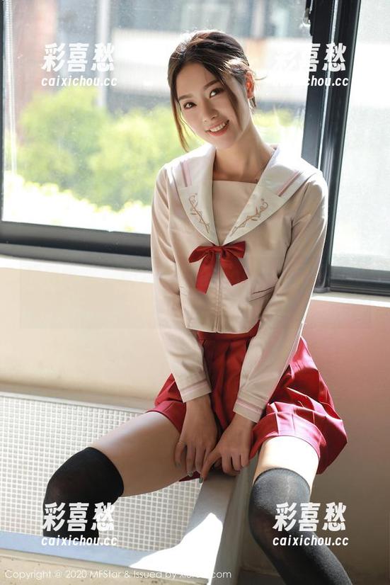 模范学院-露露Andrea 模范学院 - 图包:露露Andrea用纯白挑战我的审美下限