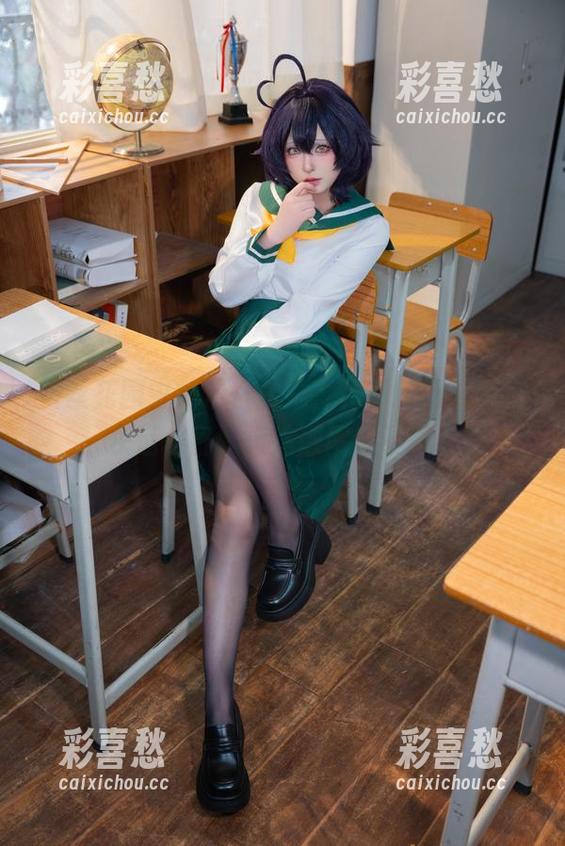 清水由乃 蕾丝花园中的清水由乃,真想把这份清新永远保留,但这原图也不赖。