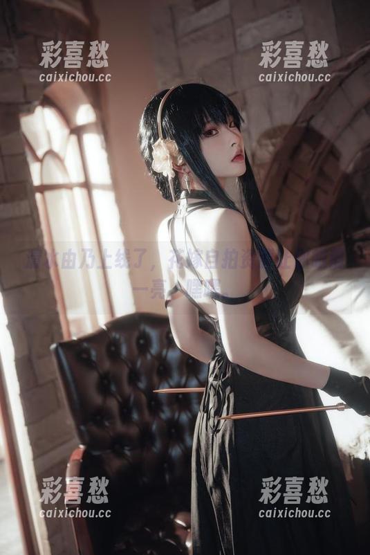 清水由乃 清水由乃上线了,花嫁自拍资源让你眼前一亮,嘿嘿。