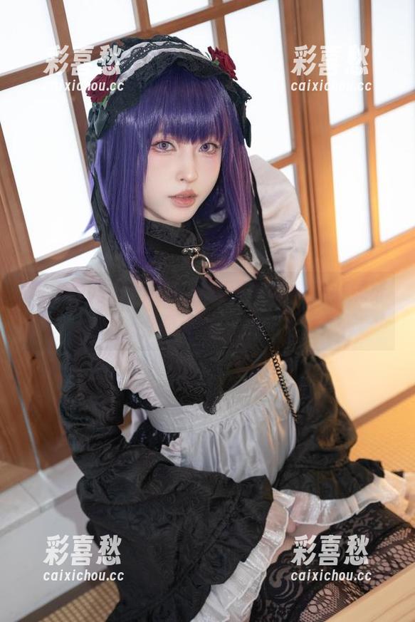 清水由乃 清水由乃的私房美图探班绝区零,小虎牙都要流口水了!