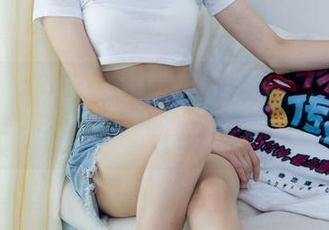 物恋传媒 - Elise的户外写真:居然可以这么随意,却又这么美!
