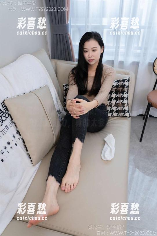 甜予摄影 - 小云肉丝合集：一览脚尖加固的通透魅力，真的太会玩了。