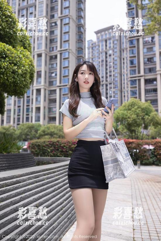 秀人网-林文文yooki 秀人网 - 林文文yooki的厨娘之路:一张图片,一锅饭,再加点调料