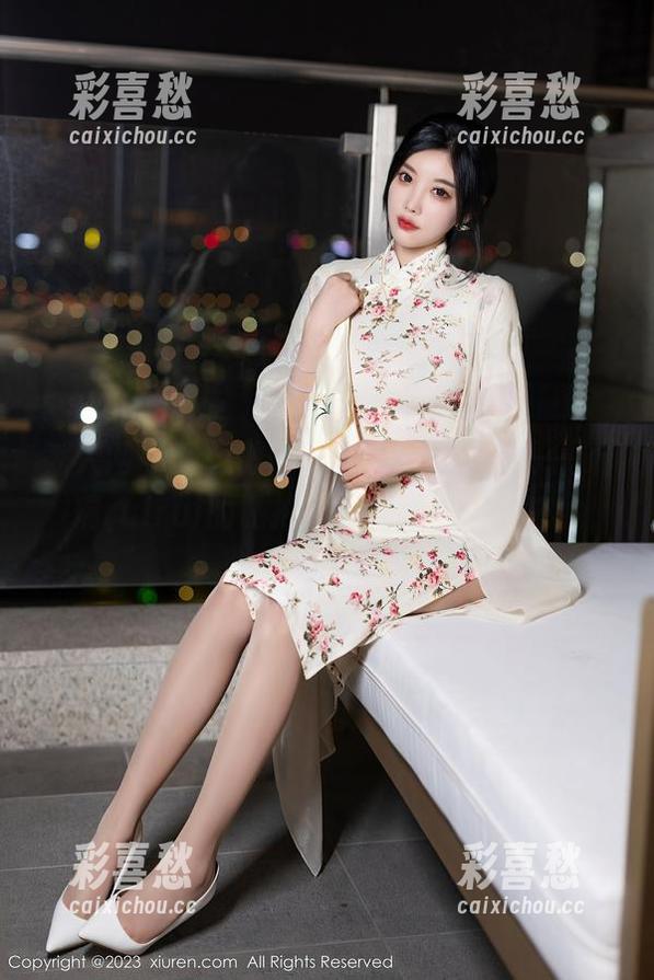 秀人网-瑞瑞ruirui 秀人网 - 梦想做修女,实际当博主——瑞瑞ruirui的私拍套图可不含烟火味!