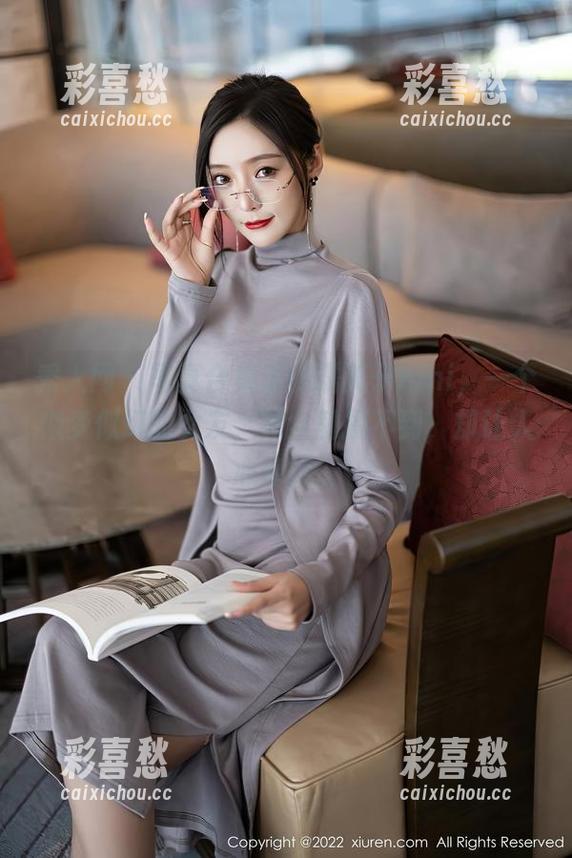 秀人网-糯美子nini 秀人网 - 写真合集里的糯美子nini,一个似梦似幻的女友,完全触摸不到,却让人心痒痒。